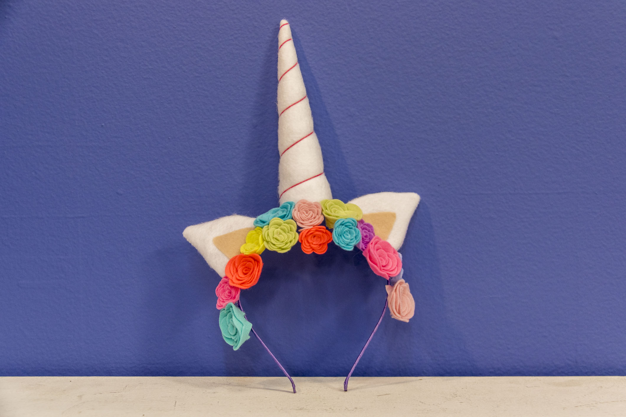 Aprenda como fazer uma linda tiara de unicórnio para o Carnaval! Aparador Vermelho Etna ~ Aprenda como fazer uma linda tiara de unicórnio para o Carnaval!